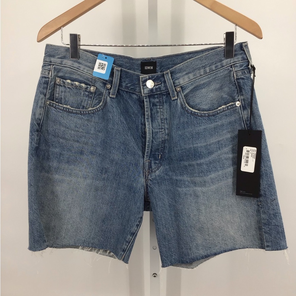 NWT Edwin Denim Blue Women’s Shorts Size 31